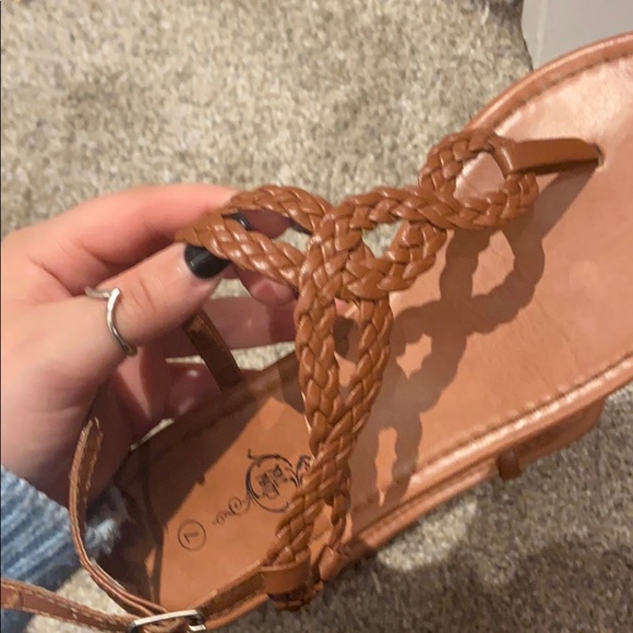 Sandals - Picture 2 of 3